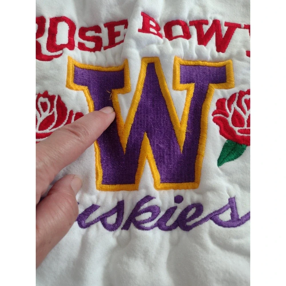 Vtg 92 Rose Bowl Washington Huskies Crewneck Sweatshirt UOW Sz M Embroidered 90s - Picture 10 of 10